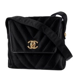 Rare Vintage Chanel Satin Bag cira 1995